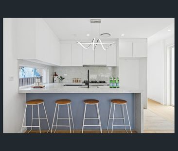 NEWLY REFURBISHED FAMILY HOME IN GREAT LOCATION - Photo 6