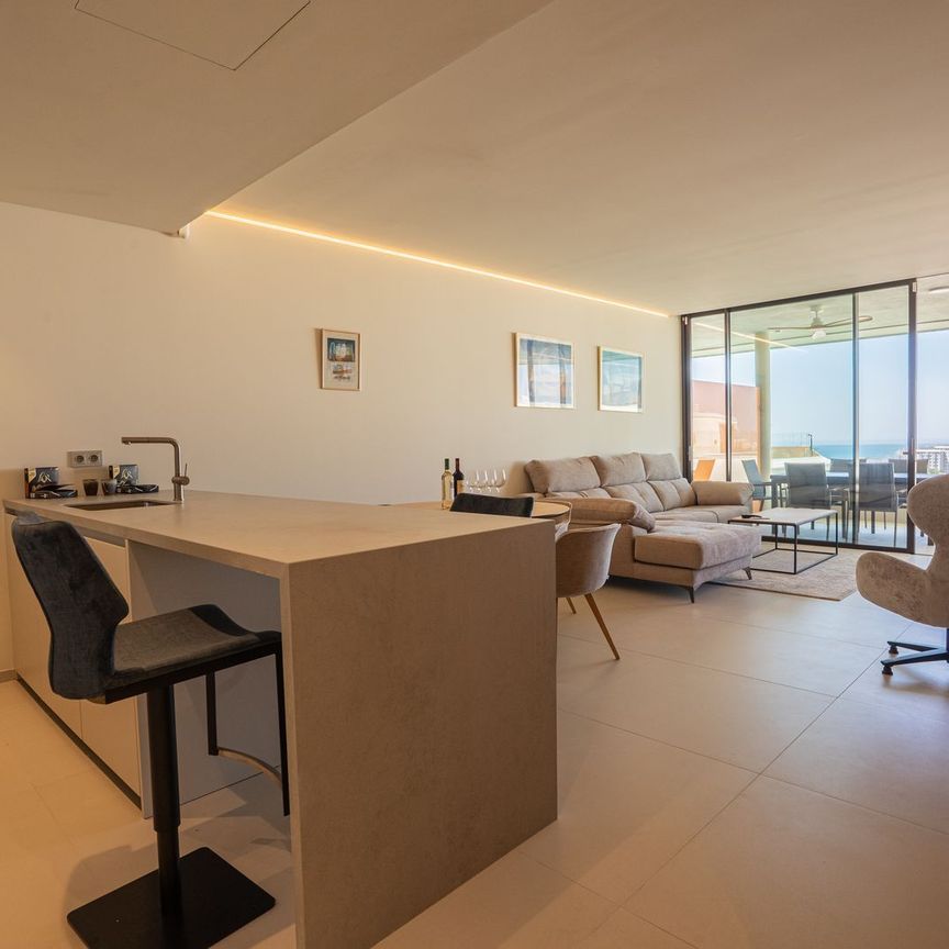 Top Floor Apartment in Fuengirola - Photo 1