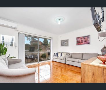 RENOVATED UNIT - NEXT TO BERALA STATION - Photo 1