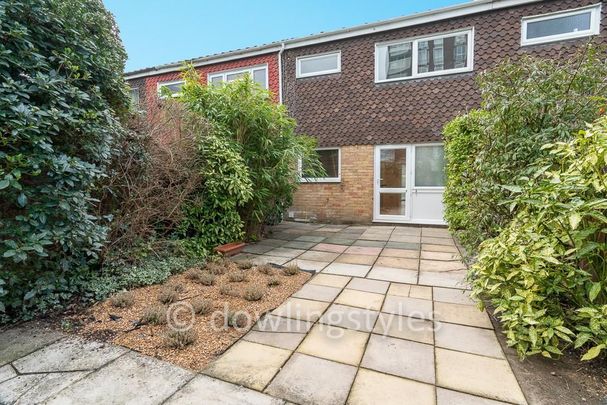 3 bedroom terraced house to rent - Photo 1