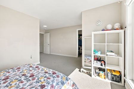 For Lease - 513 Amulet Grove, Blossom Park - Airport and Area, Ontario - Photo 4