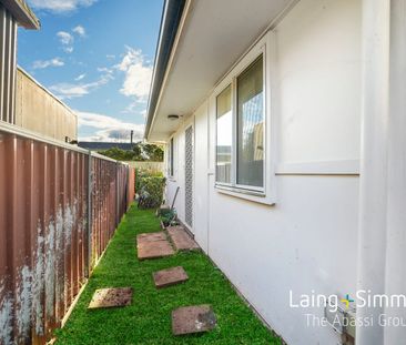 Cozy Two Bedroom Granny Flat in an Ideal Location! - Photo 5