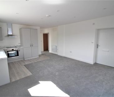 Castle Apartments, Station Road, Hatton, Derbyshire DE65 5DW - Photo 5