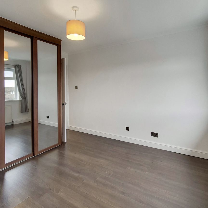 Osborne Gardens - Photo 1