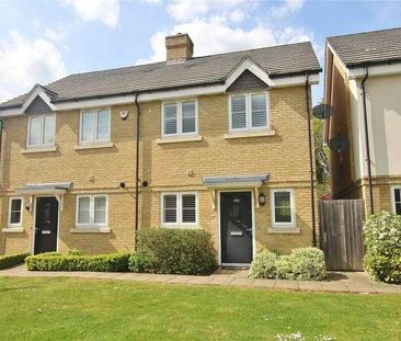 Woking, Surrey, GU21 - Photo 2