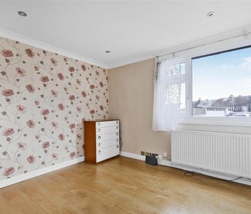 4 bedroom detached house to rent - Photo 1