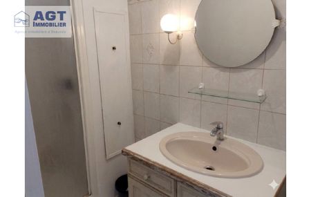 Location Appartement 1 pièce 25m² BEAUVAIS SUR MATHA 17490 - Photo 2