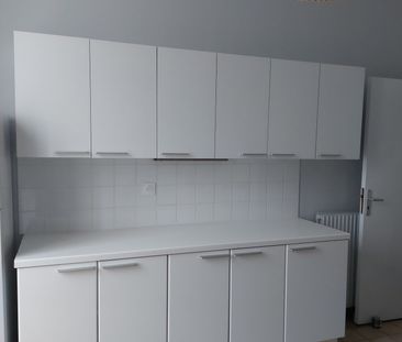 Location Appartement 3 pièces 88m² NEVERS 58000 - Photo 4