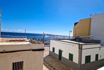 FOR RENT: Stunning 1-Bedroom Apartment in Las Galletas