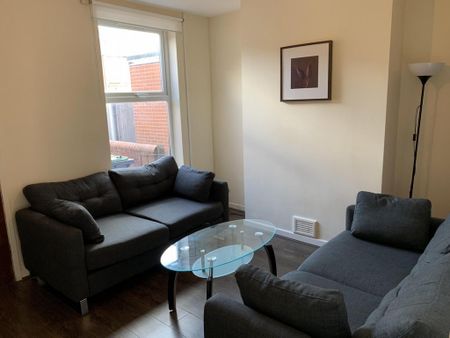 2 bedroom terraced house to rent - Photo 2