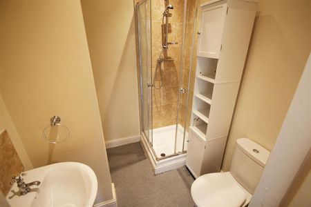 Hesketh Avenue, Kirkstall, LS5 3EU, Leeds - Photo 4