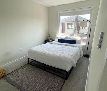 For Lease - 1332 Bradenton Path, Oshawa, Ontario - Photo 3