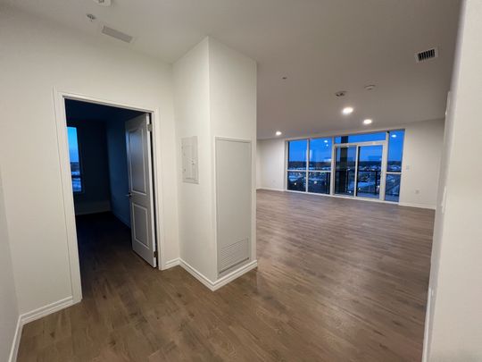 For Lease - 1098 Paisley Road Unit# 604, Guelph, Ontario - Photo 1