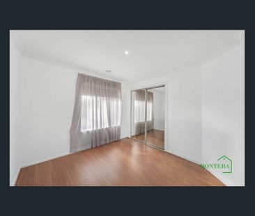 Modern Comfort and Convenience in a Prime Location! - Photo 3