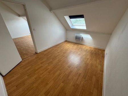 Location Appartement 3 pièces 59m² ORLEANS 45000 - Photo 2