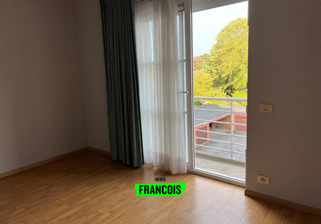 Ruim appartement met twee slaapkamers en garage in Ieper - Photo 4