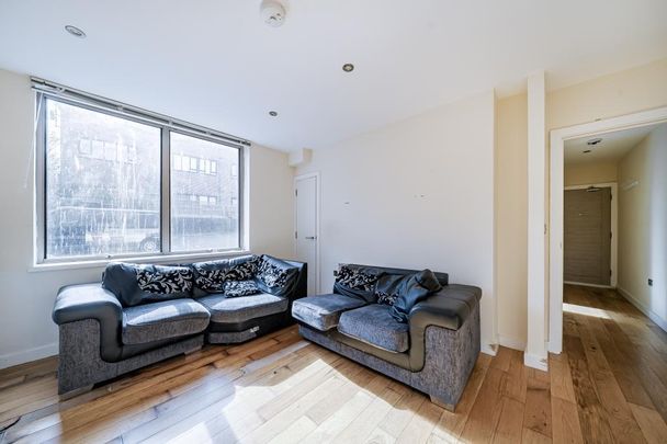 1 bedroom apartment to rent - Photo 1