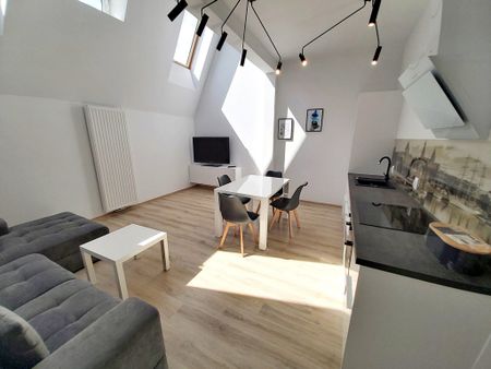 Piękny apartament II-poziomowy przy aleji Fontann - Photo 2