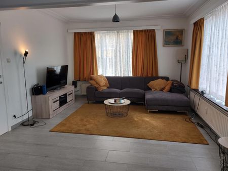 Ruim appartement met 2 slaapkamers nabij ring Turnhout - Photo 2