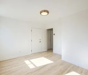 1 room apartment of 48m² in Quebec - Photo 1