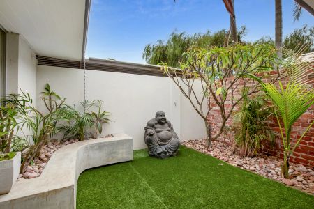 Welcome home to your leafy Kingsley retreat - Photo 4