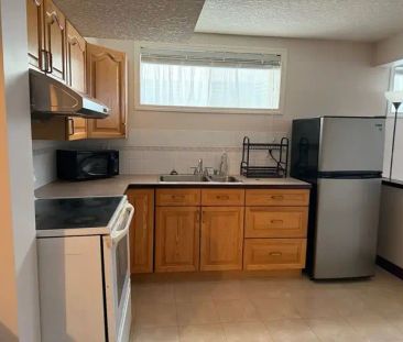 Lower level suite for Rent | 44 Marthas Haven Gardens Northeast, Ca... - Photo 1