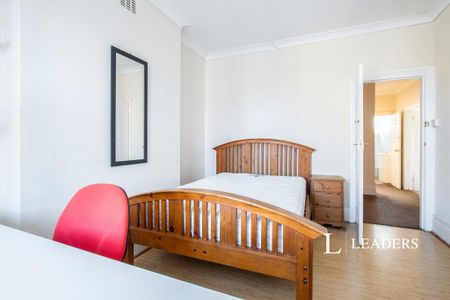 1 bedroom detached house to rent - Photo 3