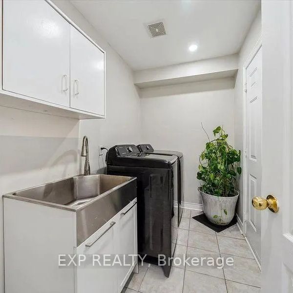 14 GATEWAY COURT - Photo 1