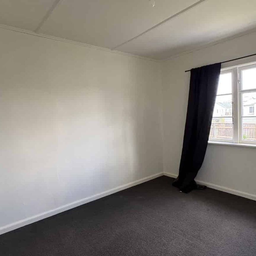 Three Bedrooms on Clyde - Photo 1