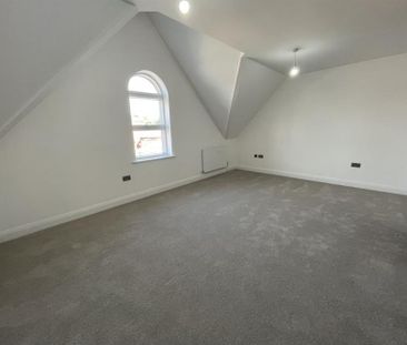 4 Bedroom Terraced To Let - Photo 4