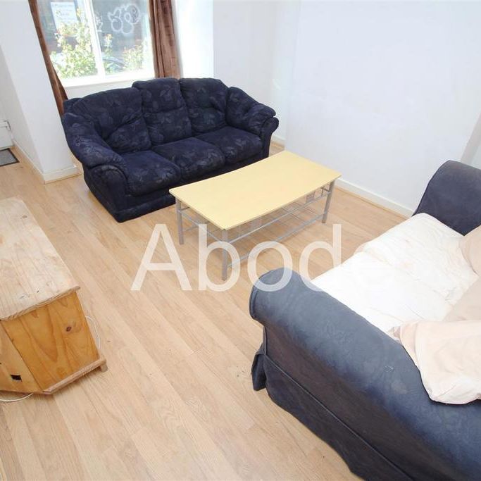 6 bedroom house to rent - Photo 1