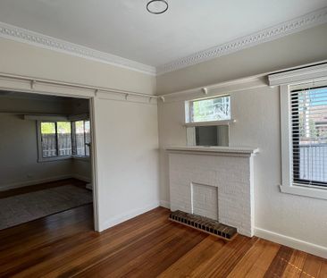 Front Unit - Spacious & Private! - Photo 1