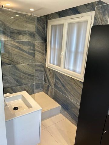 Location Appartement 5 pièces 75m² ST MAURICE 94410 - Photo 5