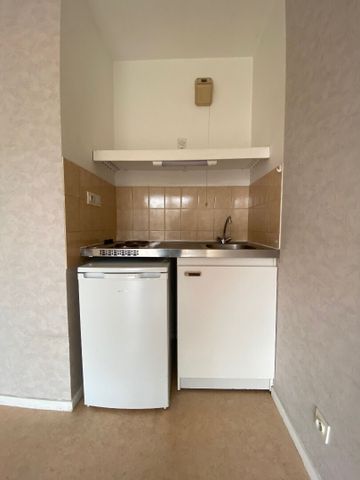 Location Appartement 1 pièce 26m² BESANCON 25000 - Photo 2