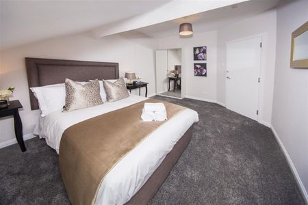 3, 74 University Street, Belfast, BT7 1HB - Photo 3