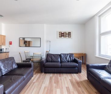 2 bed apartment to rent in Northumberland Street, City Centre, NE1 - Photo 5