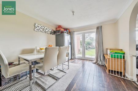 3 bedroom semi-detached house to rent - Photo 3