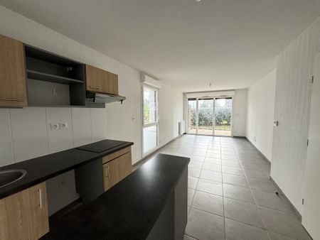 Location Appartement 3 pièces 65m² VILLENEUVE TOLOSANE 31270 - Photo 4
