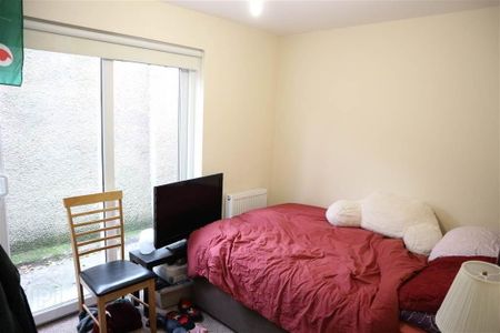 482 Woodstock, BELFAST, Belfast, BT6 9DR - Photo 3