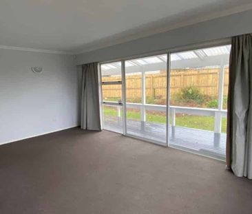 2 Bedrooms on Bay Grove - Photo 3