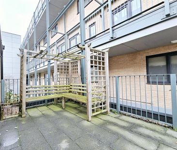 2 bedroom semi-detached house to rent - Photo 5