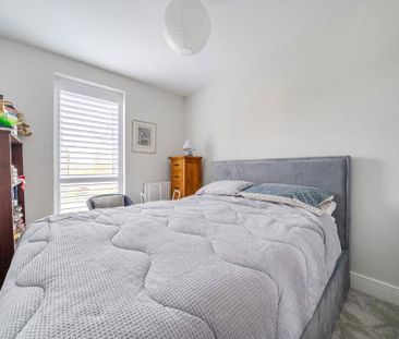 3 bedroom link detached house to rent - Photo 6