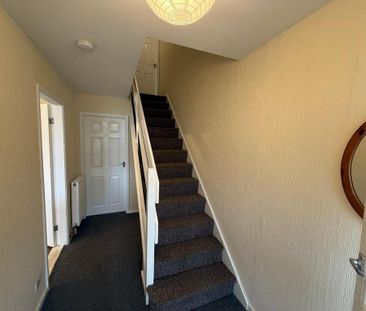3 bedroom semi-detached house to rent - Photo 4