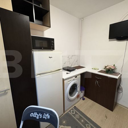 Garsoniera, etaj intermediar, zona Gruia - Fotografie 3