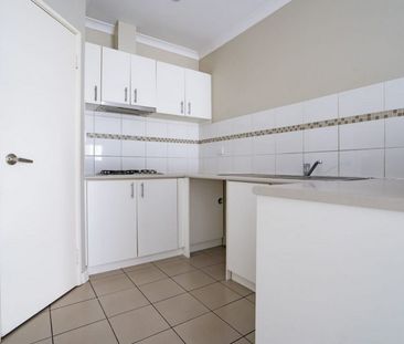 Low Maintenance, Central Location - Photo 6