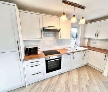 Lundy Close, Southend-on-sea, Essex, SS2 - Photo 2
