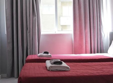 Rua de Faria Guimarães, Porto, Braga 4200-289 - Photo 2