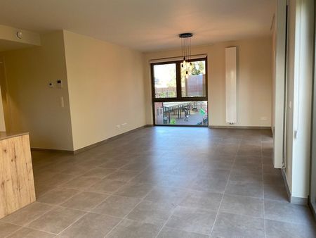 Stekene - Centrum - instapklaar appartement! - Foto 2