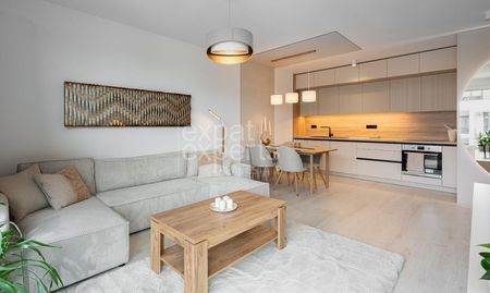 Unikátny 3i byt 70 m2, A/C, s lodžiou a parkovaním, pivnica, NESTO - Photo 2