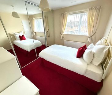 2 bedroom terraced house to rent - Photo 4